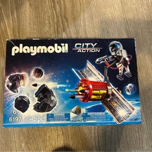 Playmobil City Action Red Satellite Shuttle Playset 45 pieces #6197 new in box